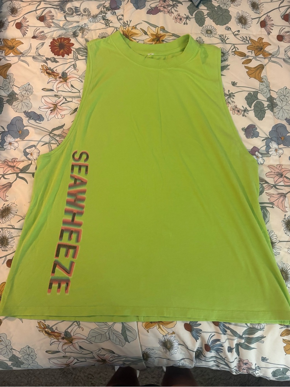 Lululemon SEAWHEEZE tank
